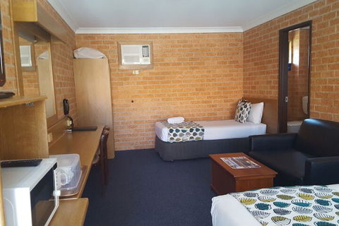 Royal Palms Motor Inn - Accommodation Gold Coast 6