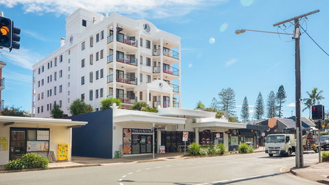 Aegean Apartments - Accommodation Gold Coast 0