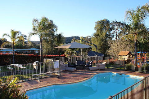 Hume Country Motor Inn - Gold Coast 4U 2