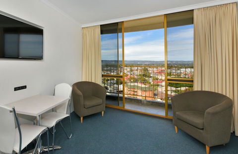 Atlantic Tower Motor Inn - Accommodation Gold Coast 2