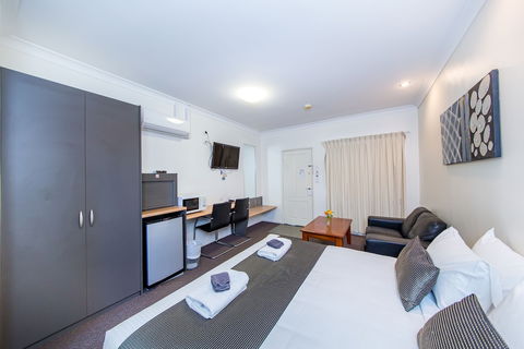 Ascot Lodge Motor Inn Kingaroy - Accommodation Gold Coast 6