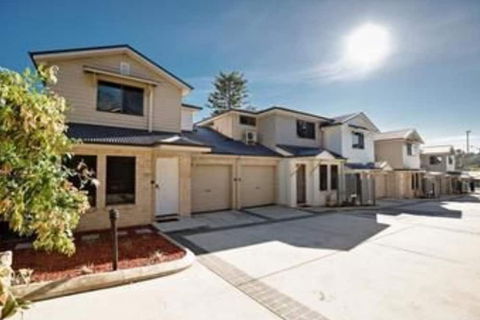 Cardiff Executive Apartments - Accommodation Gold Coast 1