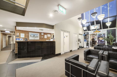 Ciloms Airport Lodge - Accommodation Gold Coast 3