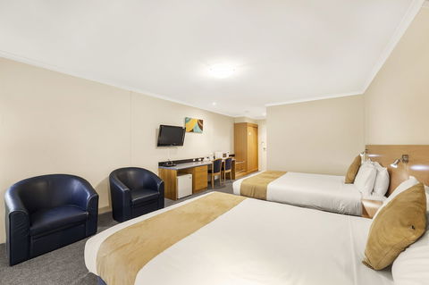 Ciloms Airport Lodge - Accommodation Gold Coast 4
