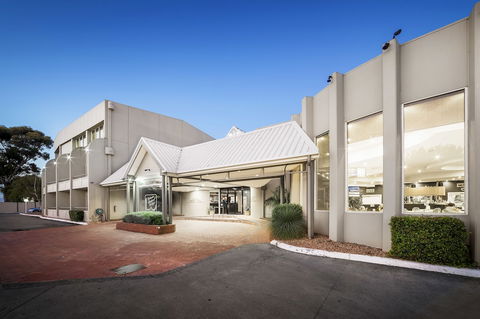 Ciloms Airport Lodge - Accommodation Gold Coast 0