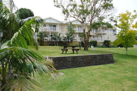 Aston Hill Motor Lodge - Accommodation Gold Coast 0