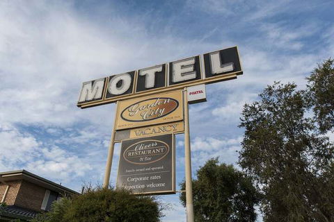 Garden City Motor Inn - Gold Coast 4U 2
