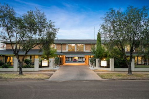 Garden City Motor Inn - Gold Coast 4U 0