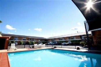 Golden West Motor Inn - Accommodation Gold Coast 5