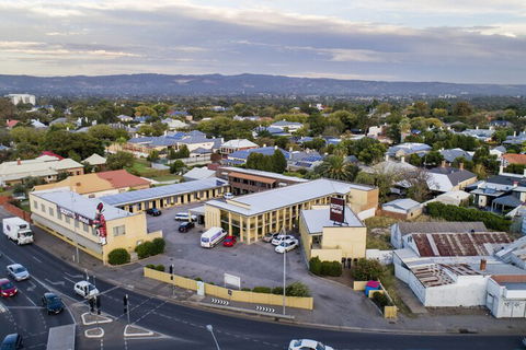 Scottys Motel - Accommodation Gold Coast 2