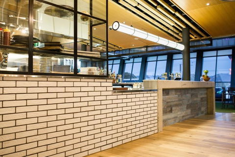 Highlander Hotel - Accommodation Gold Coast 3