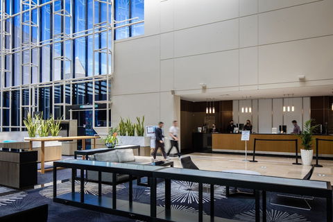 Crowne Plaza Canberra, An IHG Hotel - 1 Gold Coast 2