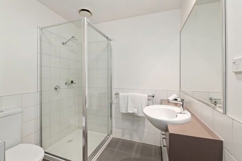 Burwood Serviced Apartments - Accommodation Gold Coast 1