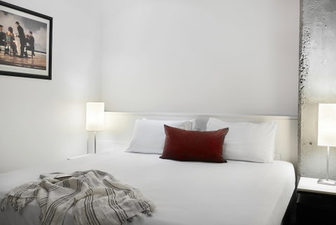 Punthill Manhattan - Accommodation Gold Coast 4