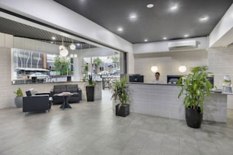 The Metropolitan Springhill - Accommodation Gold Coast 0