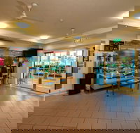 Cairns Queens Court - Gold Coast 4U