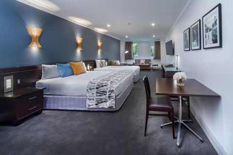 Hyde Park Inn - Gold Coast 4U 3