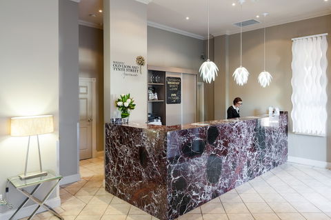 Majestic Old Lion Apartments - Accommodation Gold Coast 2