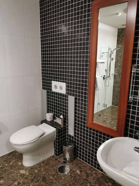 Majestic Roof Garden Hotel - Accommodation Gold Coast 6