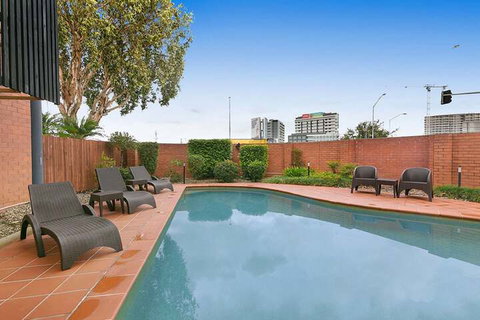 Kingsford Smith Motel - Accommodation Gold Coast 2