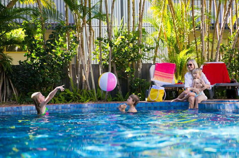 Ocean Breeze Resort - Accommodation Gold Coast 1