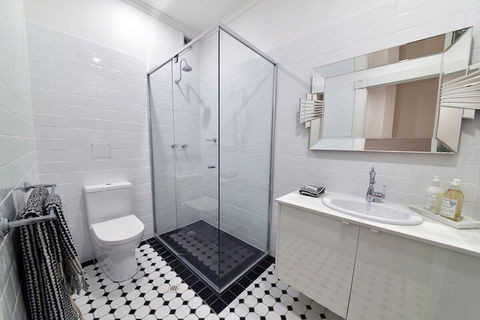 Mansions On Pulteney - Accommodation Gold Coast 6