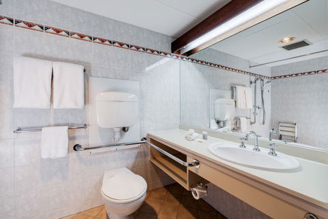 Adelaide Inn - Accommodation Gold Coast 3