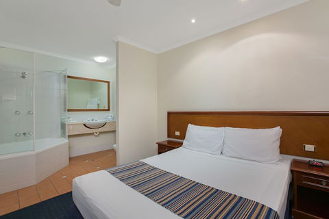 Cairns Southside International - Gold Coast 4U 6