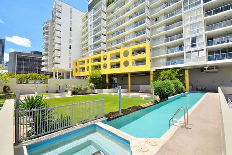 Oxygen Apartments - Accommodation Gold Coast 5
