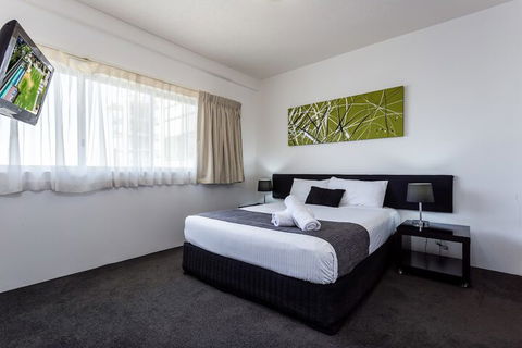 Oxygen Apartments - Accommodation Gold Coast 7