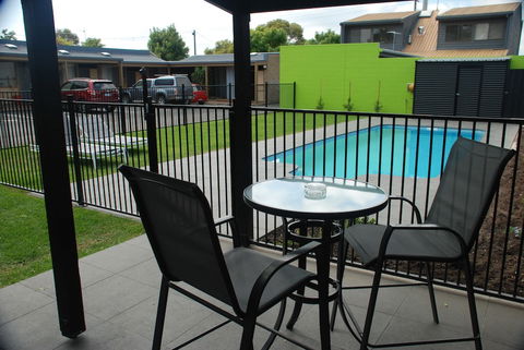 Mitchell On Main Motel & Apartments - Accommodation Gold Coast 2