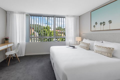 Oaks Nelson Bay Lure Suites - Accommodation Gold Coast 3