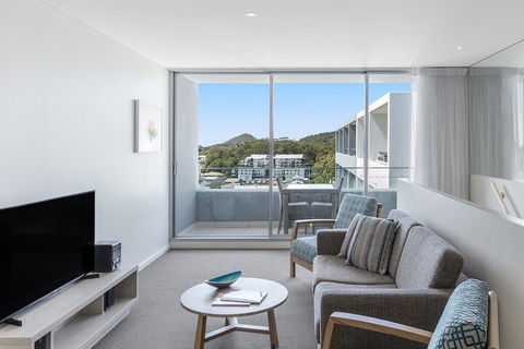 Oaks Nelson Bay Lure Suites - Accommodation Gold Coast 4