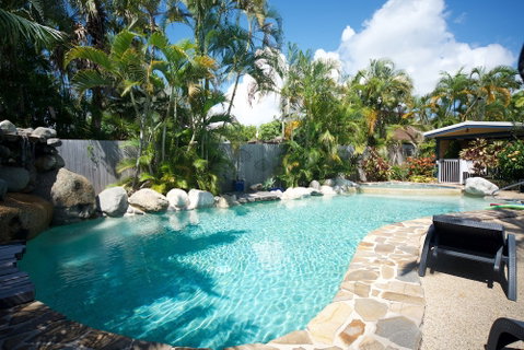 Lazy Lizard Motor Inn - Accommodation Gold Coast 2