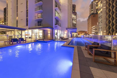 Oaks Brisbane Festival Suites - Gold Coast 4U 5