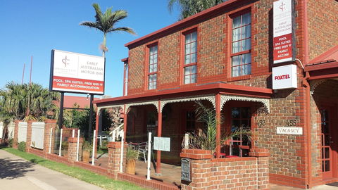 Early Australian Motor Inn - Accommodation Gold Coast 0