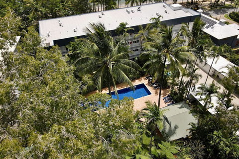 Agincourt Beachfront Apartments - Accommodation Gold Coast 2