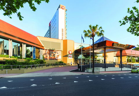 Travelodge Hotel Bankstown Sydney - Gold Coast 4U 1