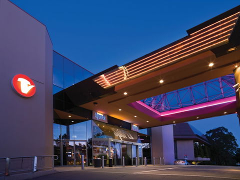 Travelodge Hotel Bankstown Sydney - Gold Coast 4U 0