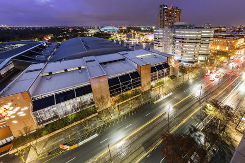 Oaks Adelaide Embassy Suites - Accommodation Gold Coast 6