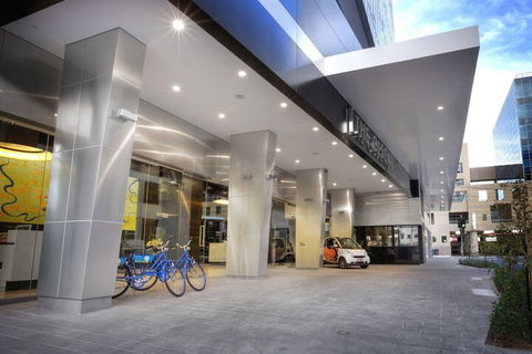 Art Series - The Olsen - Accommodation Gold Coast 7
