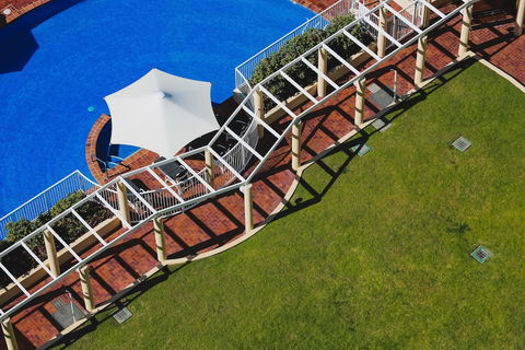 Xanadu Main Beach Resort - Accommodation Gold Coast 2