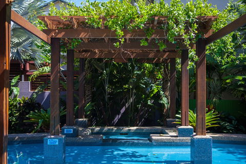 Freestyle Resort Port Douglas - Gold Coast 4U 3