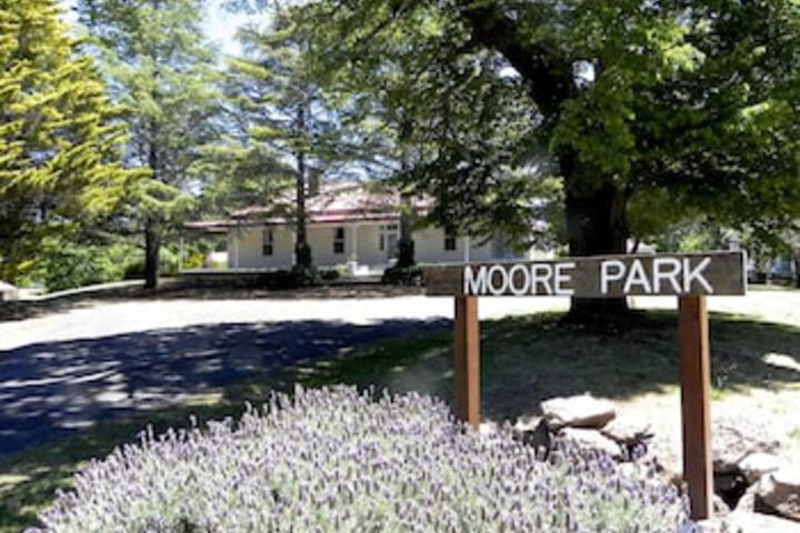 Abington ACT Accommodation Gold Coast
