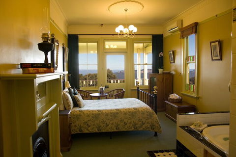 Moments Mountain Retreat - Accommodation Gold Coast 6