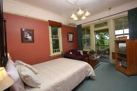Moments Mountain Retreat - Accommodation Gold Coast 7