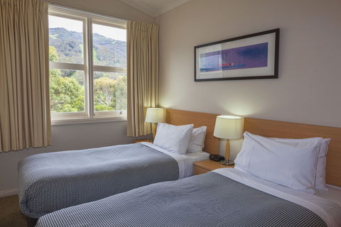 The Denman Hotel - Accommodation Gold Coast 3