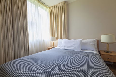 The Denman Hotel - Accommodation Gold Coast 5