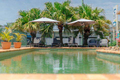 Santa Fe Motel & Holiday Units - Gold Coast 4U 2