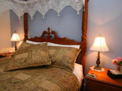 Quayside Cottages - Accommodation Gold Coast 6